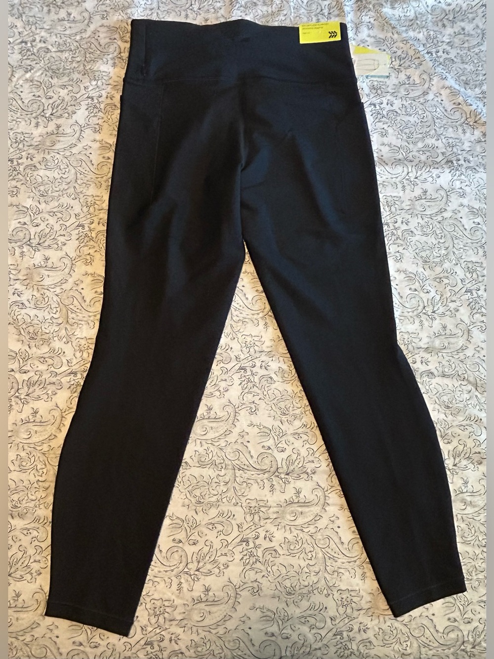 NWT All in Motion Women's Effortless Support High-Rise Pocketed 7/8 Leggings